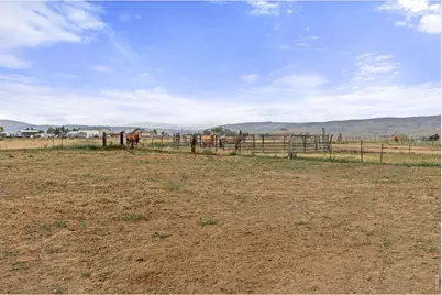 5001 Meining Rd, Berthoud, CO 80513 - Photo 9