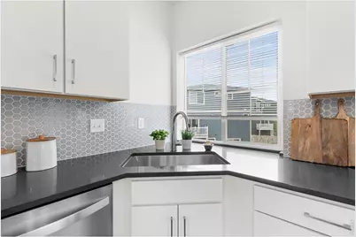 1027 Highview Dr, Erie, CO 80516 - Photo 13