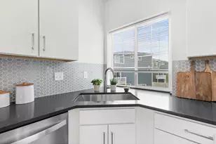 1027 Highview Dr, Erie, CO 80516 - Photo 13