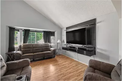 5427 Bobcat St, Frederick, CO 80504 - Photo 3