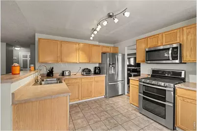 5427 Bobcat St, Frederick, CO 80504 - Photo 5