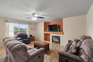 5427 Bobcat St, Frederick, CO 80504 - Photo 9