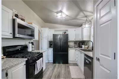 111 Jennifer Cir, Brush, CO 80723 - Photo 9