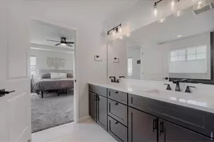 7170 S Uriah St, Aurora, CO 80016 - Photo 17