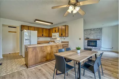 326 44th Ave, Greeley, CO 80634 - Photo 7