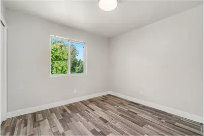 1065 E 5th St, Loveland, CO 80537 - Photo 17