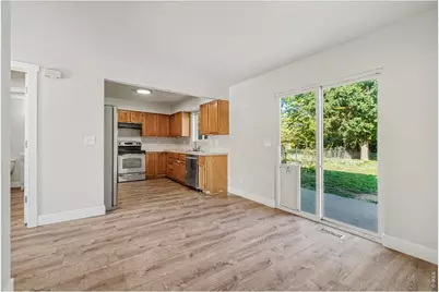 1065 E 5th St, Loveland, CO 80537 - Photo 5