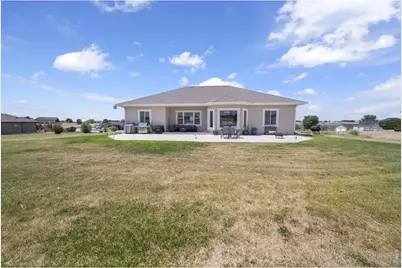 16 Saddle Ridge Dr, Fort Morgan, CO 80701 - Photo 5