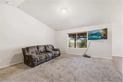 830 S Rachel Ave, Milliken, CO 80543 - Photo 13