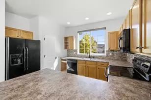 268 Pinebrook Ct, Windsor, CO 80550 - Photo 5
