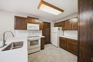 4219 W 17th St, Greeley, CO 80634 - Photo 7