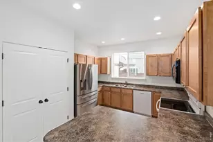 2312 Golden Wy, Windsor, CO 80550 - Photo 5