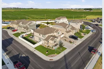385 Littlebrook Ct, Windsor, CO 80550 - Photo 33