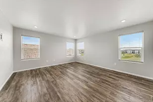 3025 Pawnee Creek Dr, Loveland, CO 80538 - Photo 17
