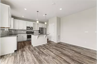 3025 Pawnee Creek Dr, Loveland, CO 80538 - Photo 11