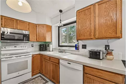 2232 E 18th St, Loveland, CO 80538 - Photo 11