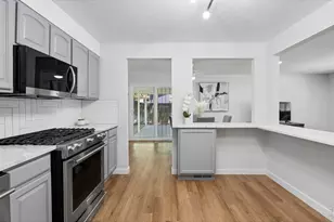 8601 E Layton Ave, Denver, CO 80237 - Photo 17