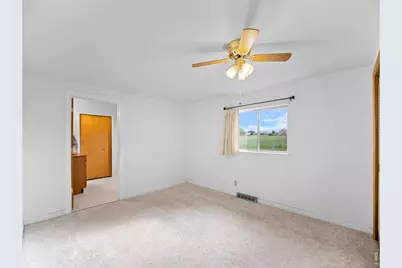 3620 W 1st St, Loveland, CO 80537 - Photo 13