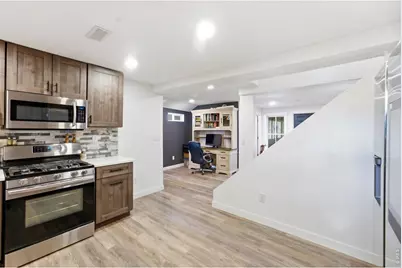 302 Ash Ct, Evans, CO 80620 - Photo 9