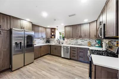 302 Ash Ct, Evans, CO 80620 - Photo 7