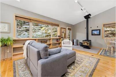2340 Eagle Cliff Rd, Estes Park, CO 80517 - Photo 21