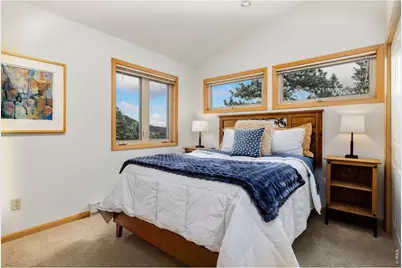 2340 Eagle Cliff Rd, Estes Park, CO 80517 - Photo 25