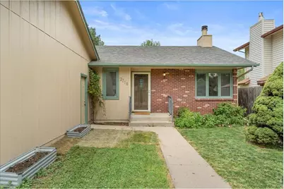 2718 Balmoral Ct, Fort Collins, CO 80525 - Photo 3