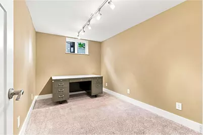 1915 Cheyenne St, Golden, CO 80401 - Photo 15