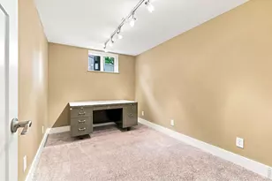 1915 Cheyenne St, Golden, CO 80401 - Photo 15