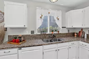 346 Wadsworth Cir, Longmont, CO 80504 - Photo 9