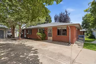 1356 Merl Pl, Longmont, CO 80501 - Photo 3