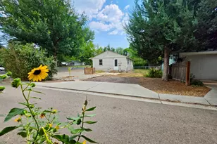 511 W Olive St, Fort Collins, CO 80521 - Photo 23