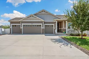 4553 Bishopsgate Dr, Windsor, CO 80550 - Photo 3