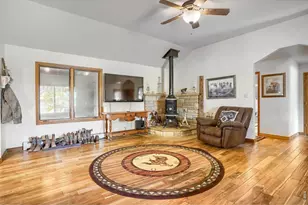 8125 Woodland Rd, Longmont, CO 80503 - Photo 5
