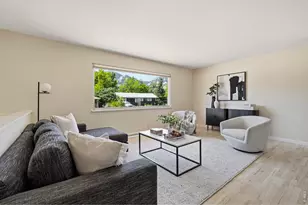 720 Gillaspie Dr, Boulder, CO 80305 - Photo 3