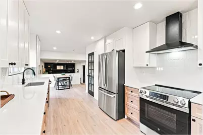 2927 Glendevey Dr, Loveland, CO 80538 - Photo 9