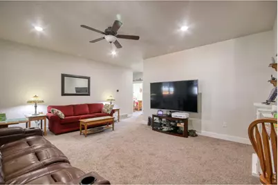 352 Howell Ave, Brush, CO 80723 - Photo 7
