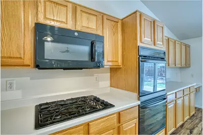 620 Bellingham Pl, Longmont, CO 80504 - Photo 5