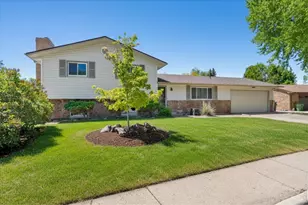 1805 Axial Dr, Loveland, CO 80538 - Photo 1