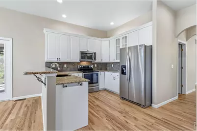 5418 Nantucket Ct, Loveland, CO 80537 - Photo 9