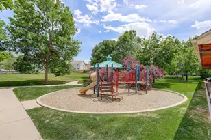 2445 Windrow Dr, Fort Collins, CO 80525 - Photo 23