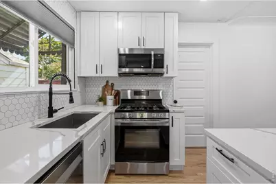 431 Osceola St, Denver, CO 80204 - Photo 11