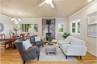 6795 Villa Ln, Berthoud, CO 80513 - Photo 7