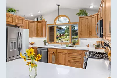 680 Cedar Ridge Cir, Estes Park, CO 80517 - Photo 13