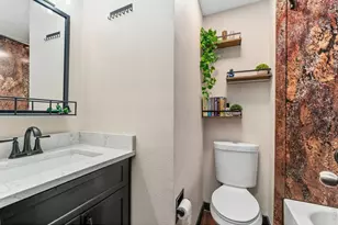 2850 N Steele St, Denver, CO 80205 - Photo 15