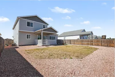 1875 Rancher Dr, Milliken, CO 80543 - Photo 17