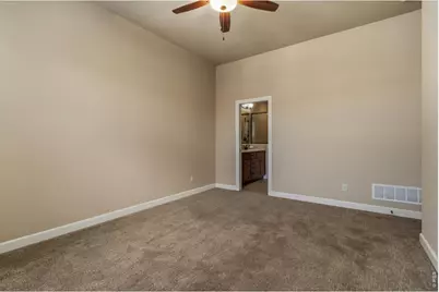1011 Sabatino Ln, Fort Collins, CO 80521 - Photo 11