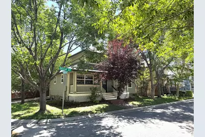 1202 Della St, Longmont, CO 80501 - Photo 3