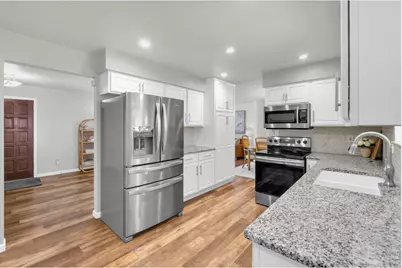 8923 W Warren Dr, Lakewood, CO 80227 - Photo 13