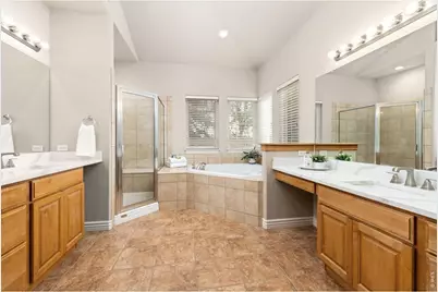 1001 Wyndemere Cir, Longmont, CO 80504 - Photo 25